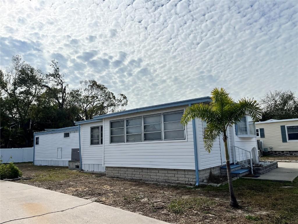326 Mount Saxon Ave. #314, St Petersburg, FL 33702