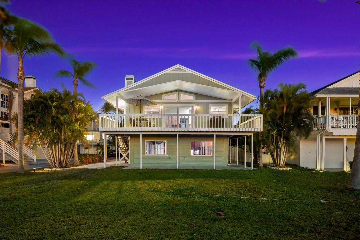 555 Gulf Dr., Crystal Beach, FL 34681