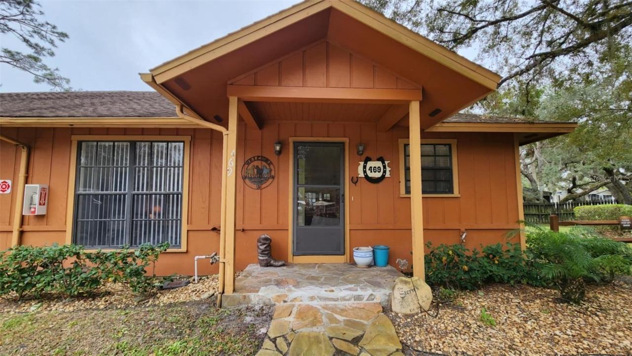 469 Blue Heron Cir., River Ranch, FL 33867