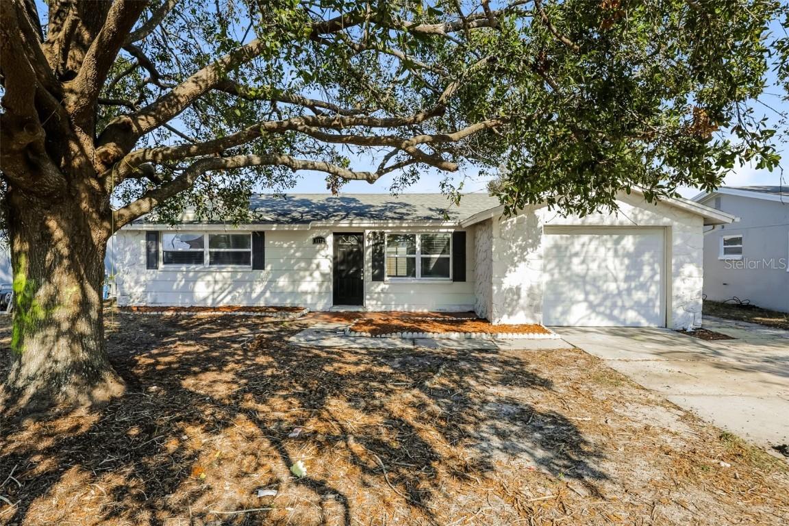 1172 Fernwood Dr., Holiday, FL 34690