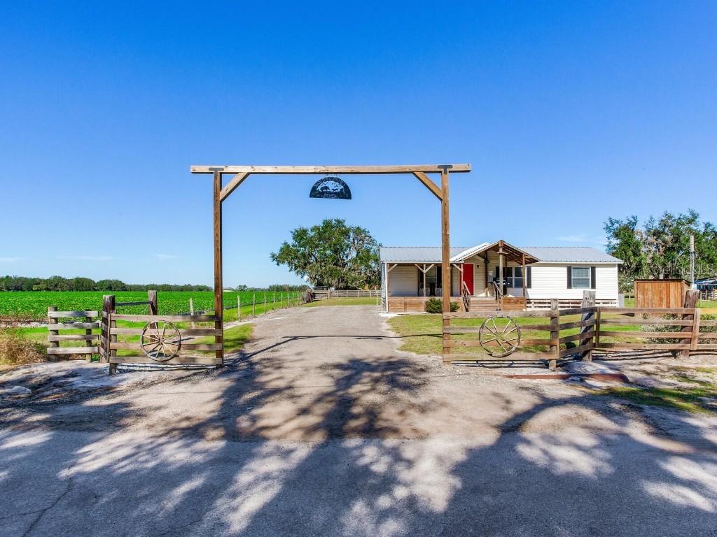 11312 Colding Rd., Wimauma, FL 33598