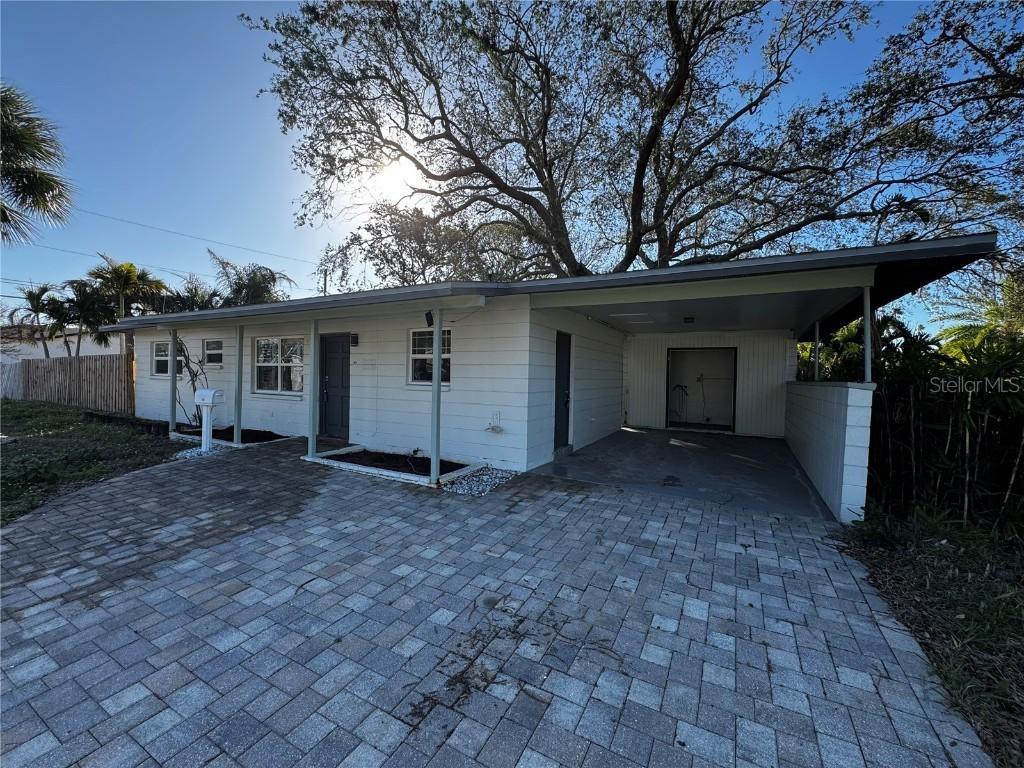 1600 Arizona Ave., St Petersburg, FL 33703