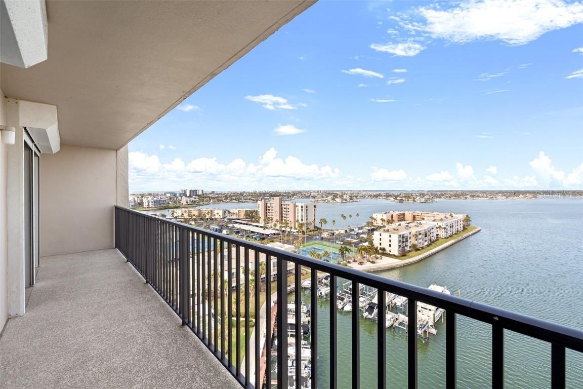 7300 Sun Island Dr. #1405, South Pasadena, FL 33707