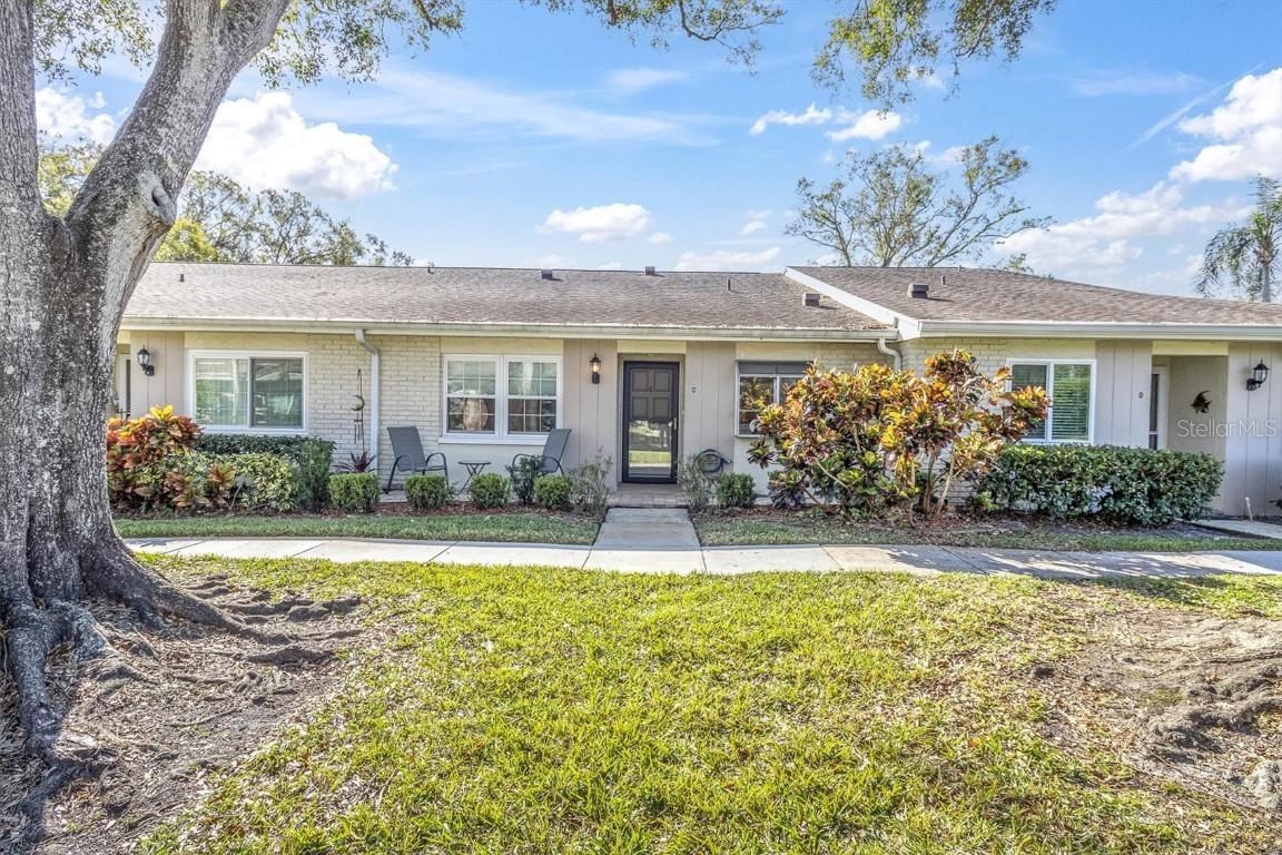 1035 Dunrobin Dr. #C, Palm Harbor, FL 34684
