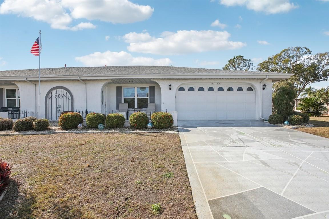 1212 Wild Feather Ln., Sun City Center, FL 33573