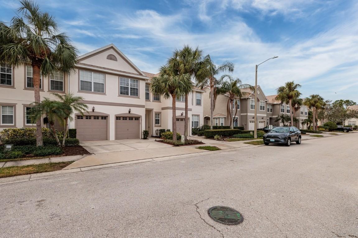 582 Vallance Way, St Petersburg, FL 33716