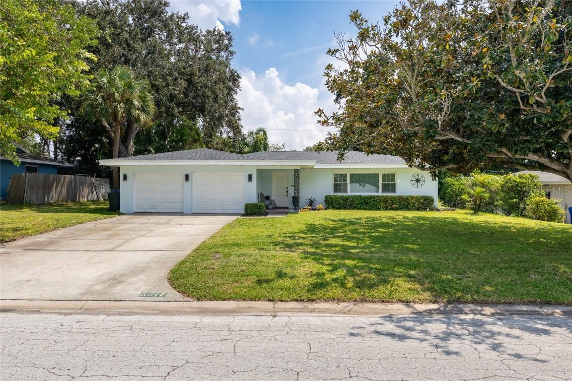 2217 Snead Ave., Dunedin, FL 34698