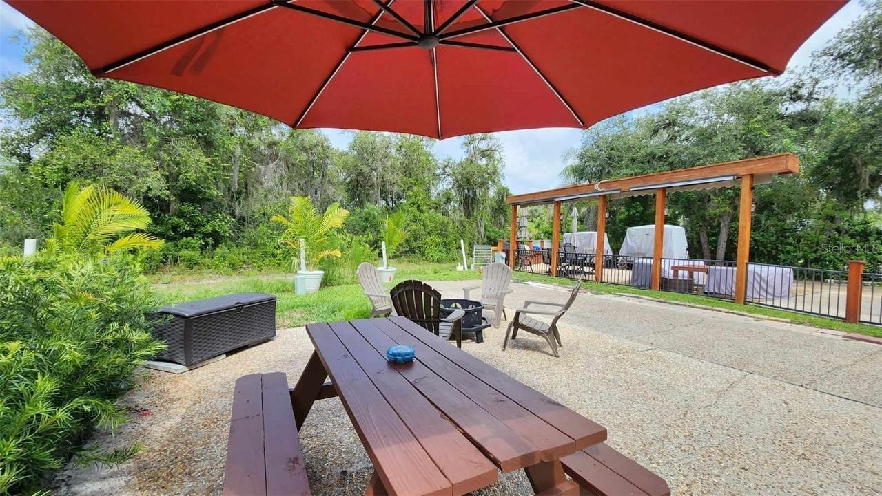 410 Longhorn Dr., River Ranch, FL 33867