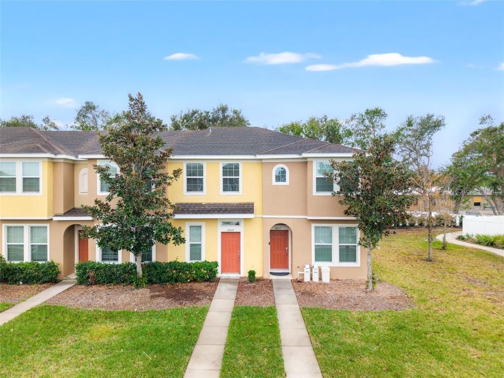 8809 Walnut Gable Ct., Riverview, FL 33578