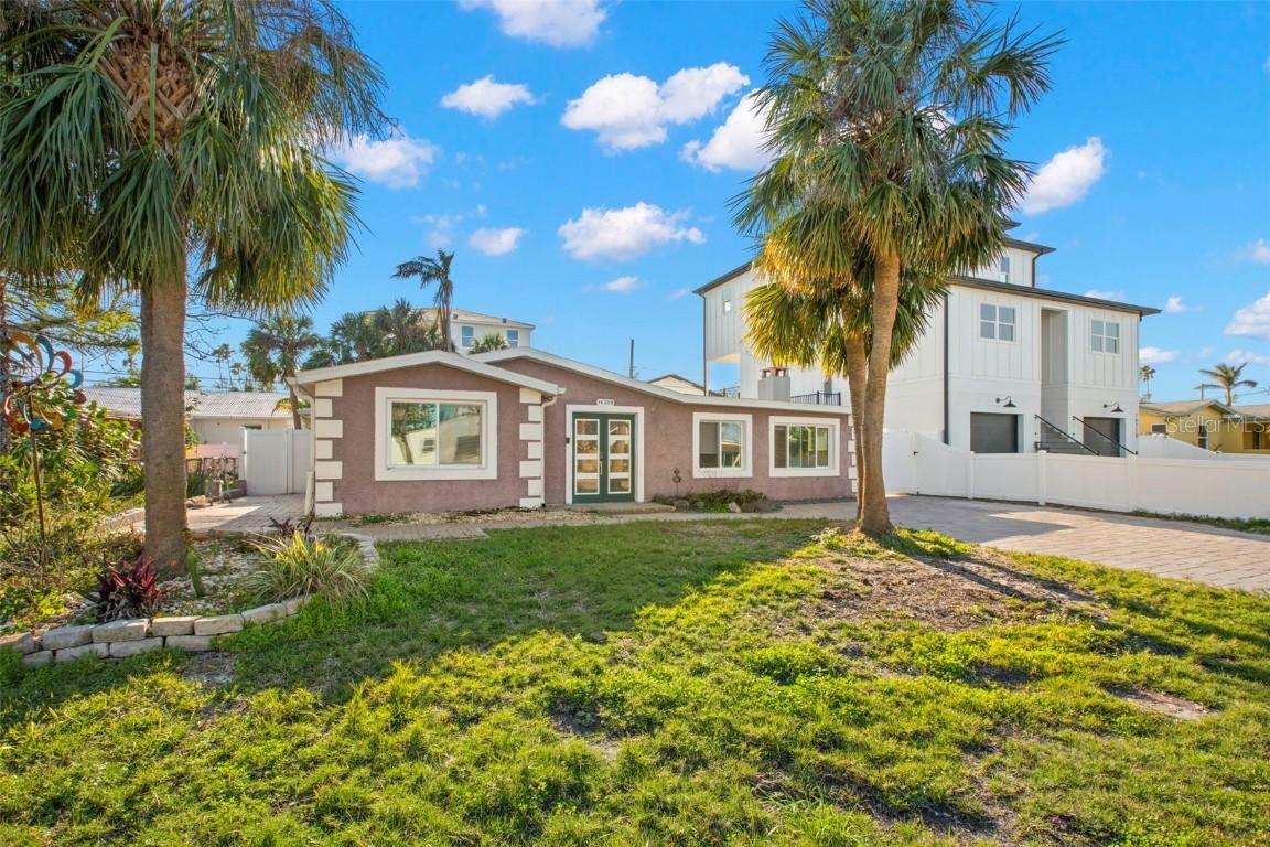 16208 3rd St., Redington Beach, FL 33708