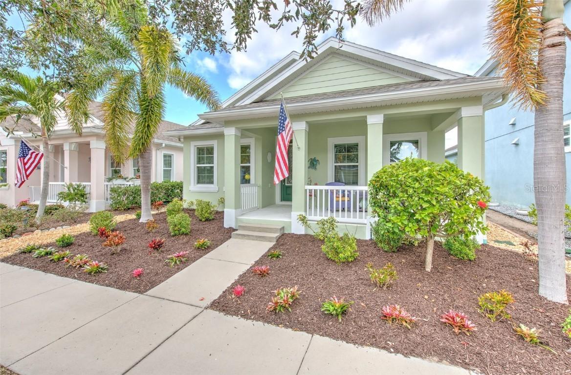625 Winterside Dr., Apollo Beach, FL 33572