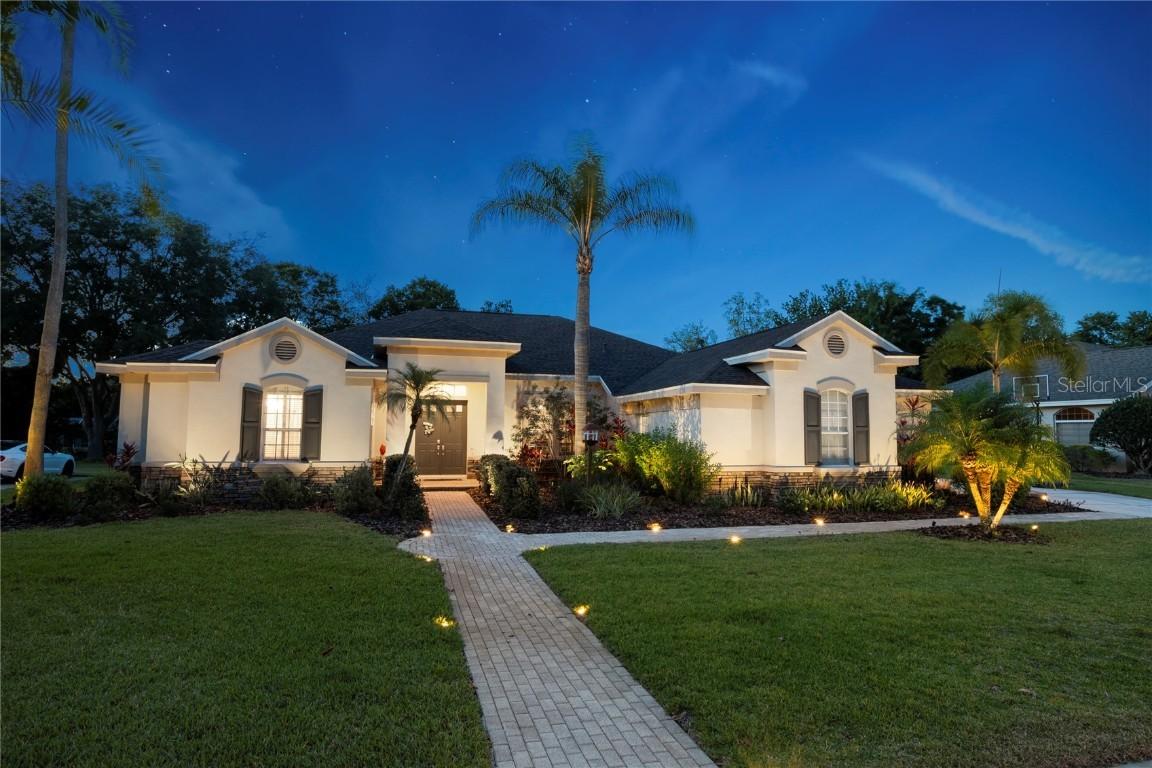 6020 Kestrel Point Ave., Lithia, FL 33547