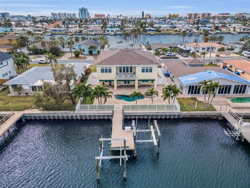 11325 5th St., Treasure Island, FL 33706
