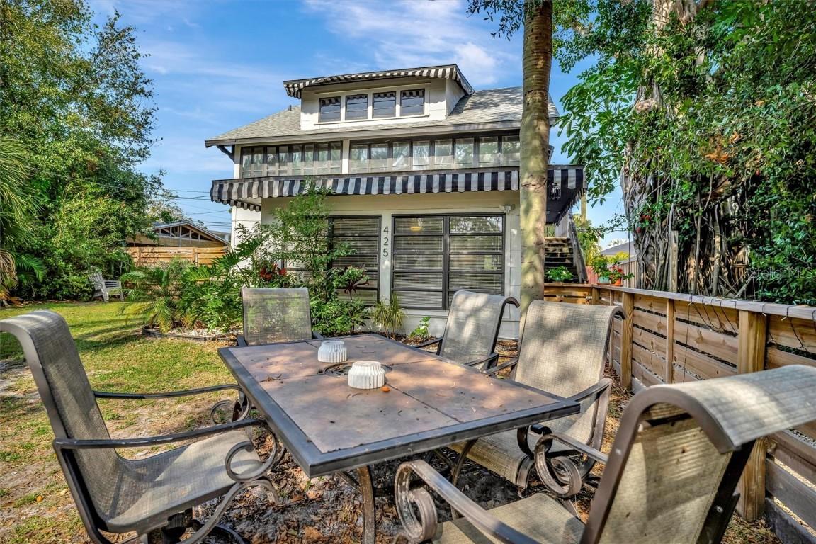 421 11th Ave., St Petersburg, FL 33701