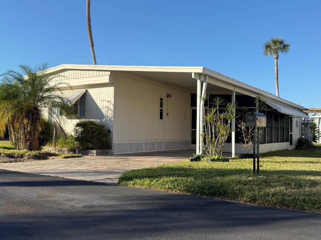 4432 Tucker Sq., New Port Richey, FL 34652