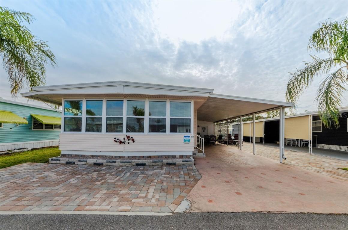 18675 Us Highway 19 Hwy. #312, Clearwater, FL 33764