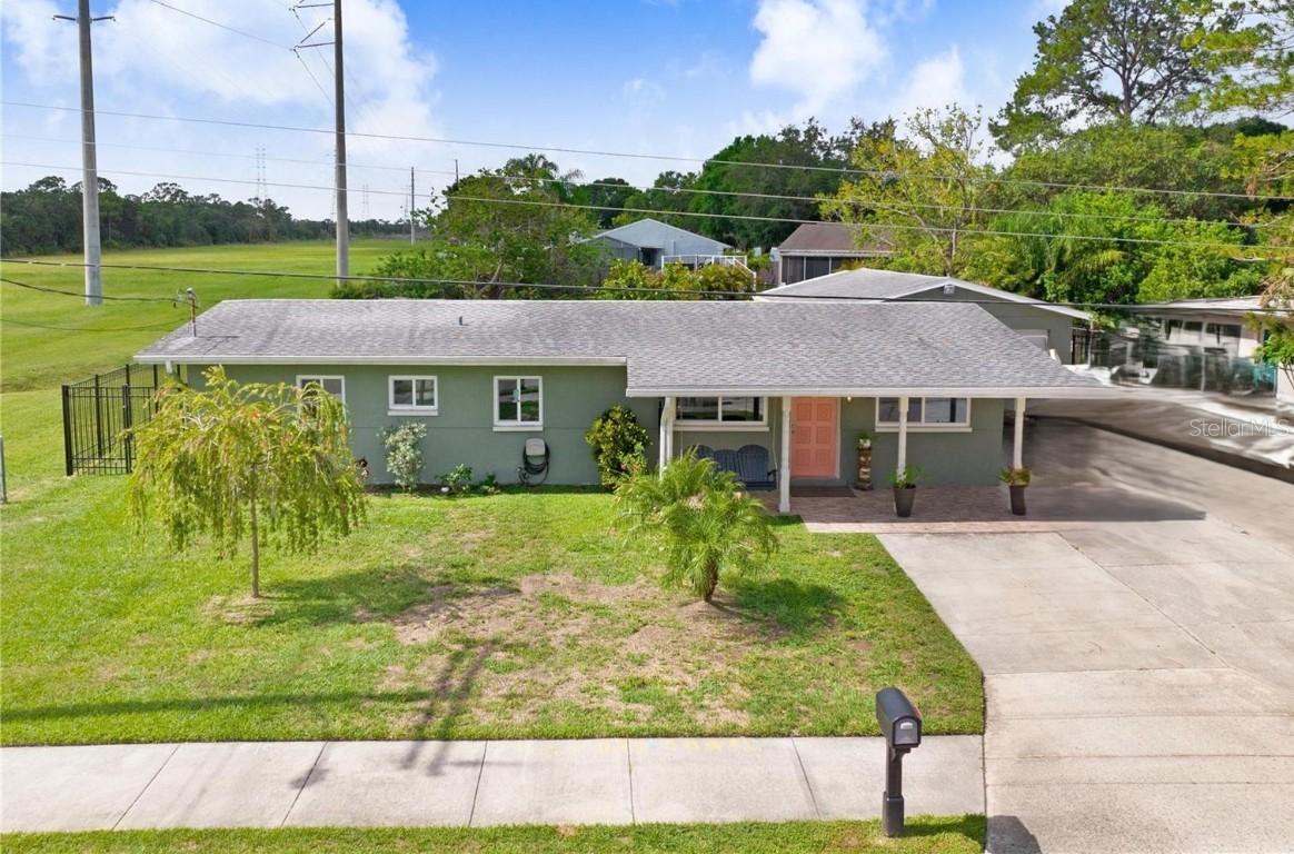 442 Country Club Dr., Oldsmar, FL 34677