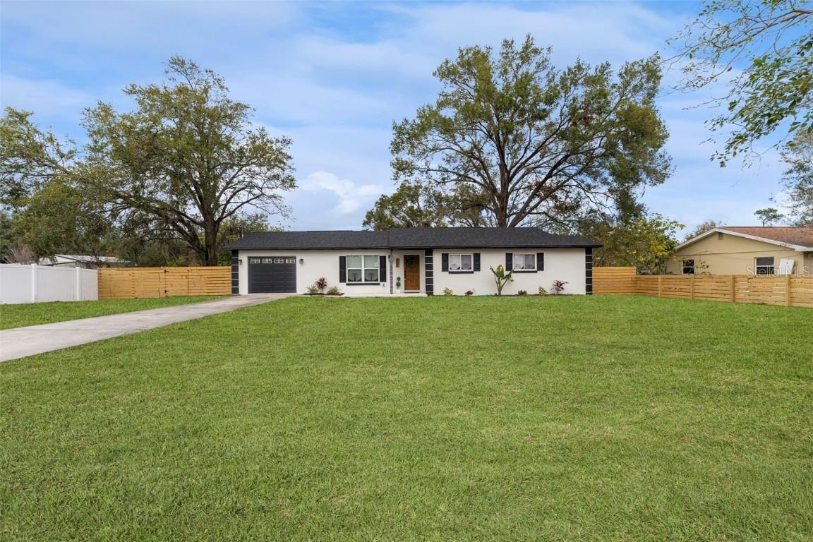 908 Victoria St., Brandon, FL 33510