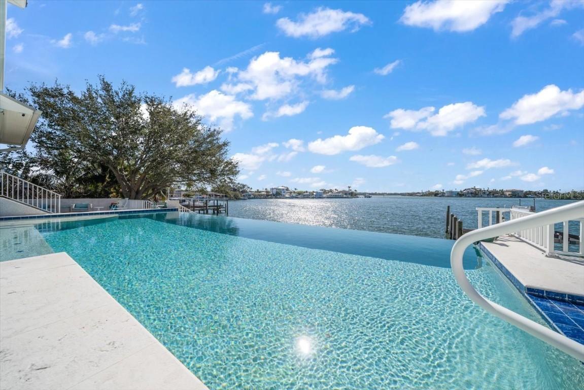 477 20th Ave., Indian Rocks Beach, FL 33785