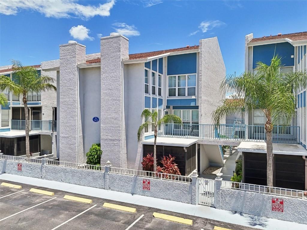 343 Rex Pl. #F, Madeira Beach, FL 33708