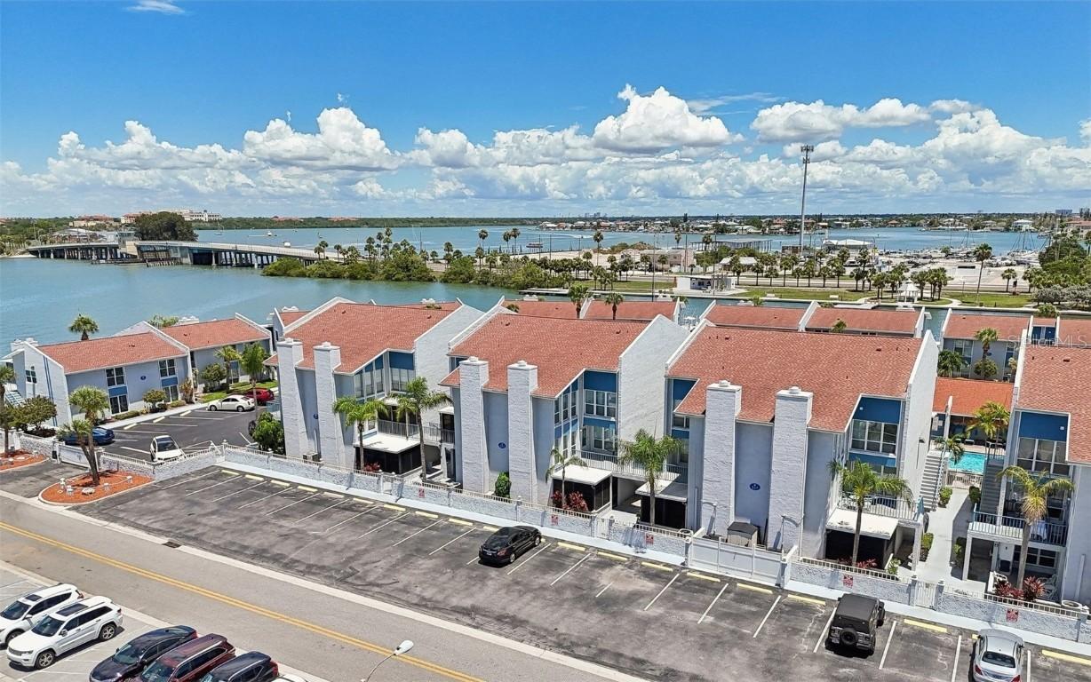 343 Rex Pl. #F, Madeira Beach, FL 33708