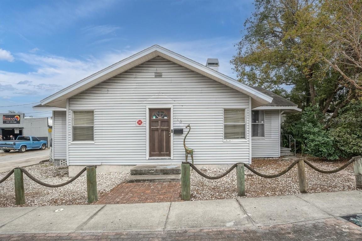 116 N Pinellas Ave., Tarpon Springs, FL 34689