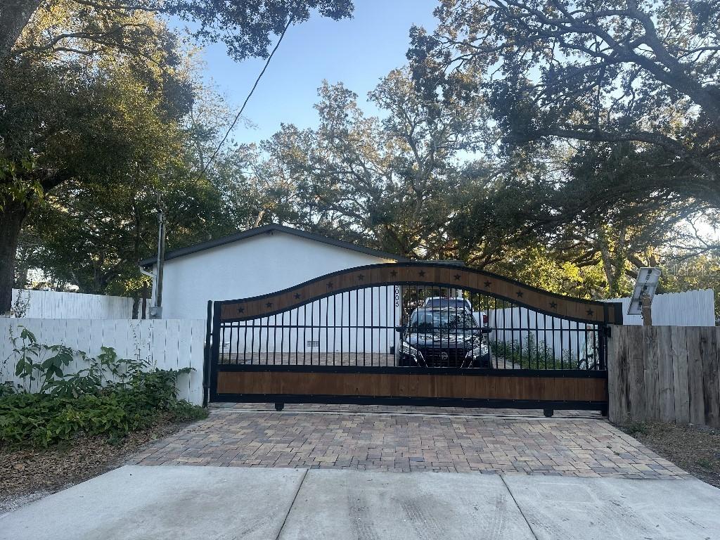 3005 E 148th Ave., Lutz, FL 33559