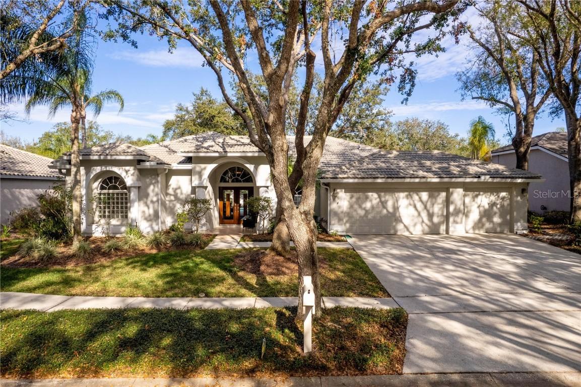 9303 Wellington Park Cir., Tampa, FL 33647