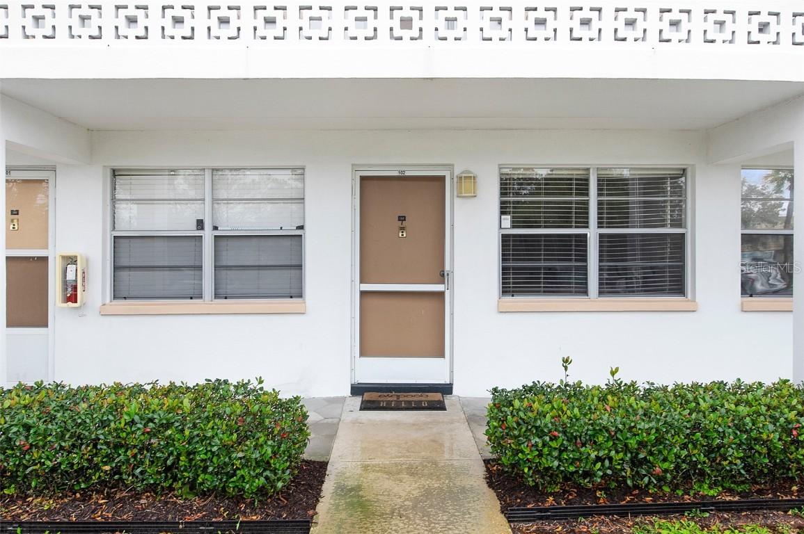 1000 79th Ave. #102, St Petersburg, FL 33702