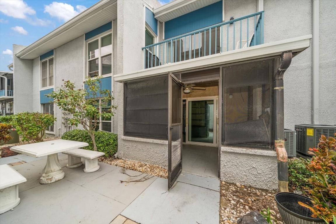 380 Medallion Blvd. #B, Madeira Beach, FL 33708