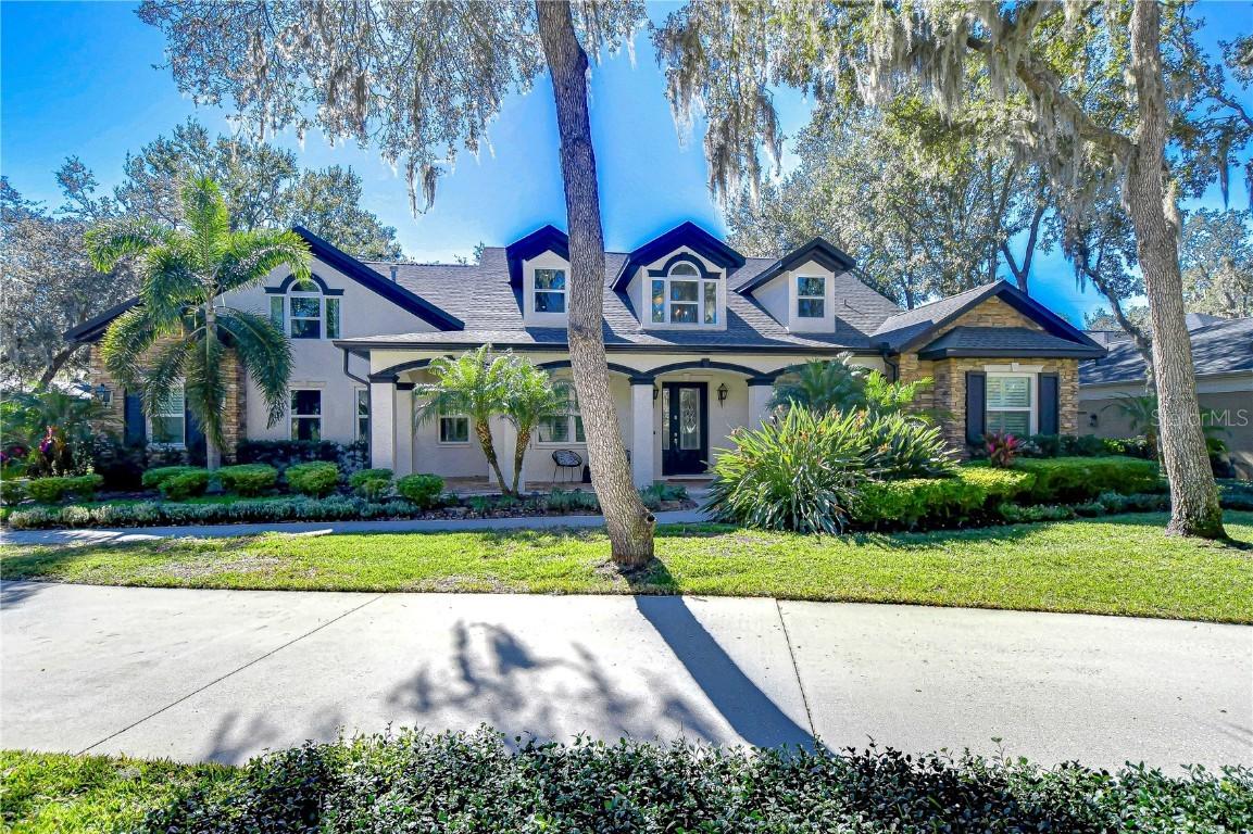 17838 Mission Oak Dr., Lithia, FL 33547