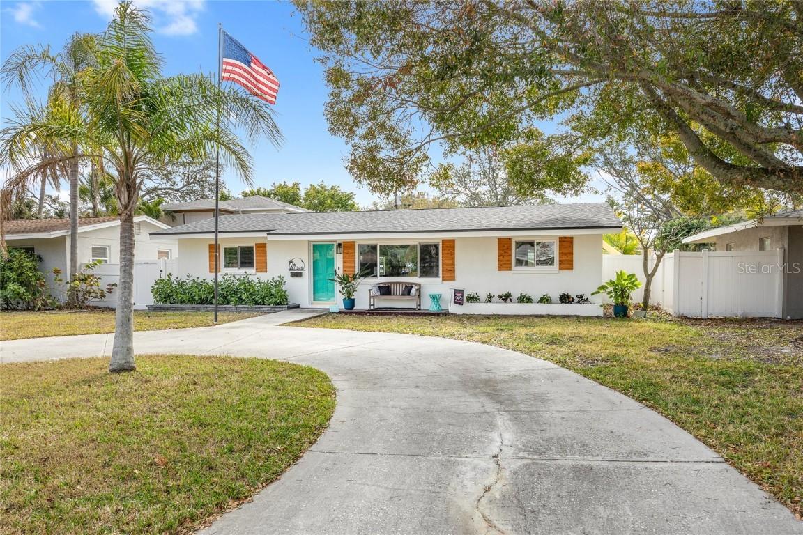 246 43rd Ave., St Petersburg, FL 33703