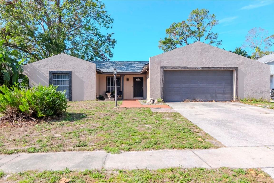 7028 Oakview Cir., Tampa, FL 33634