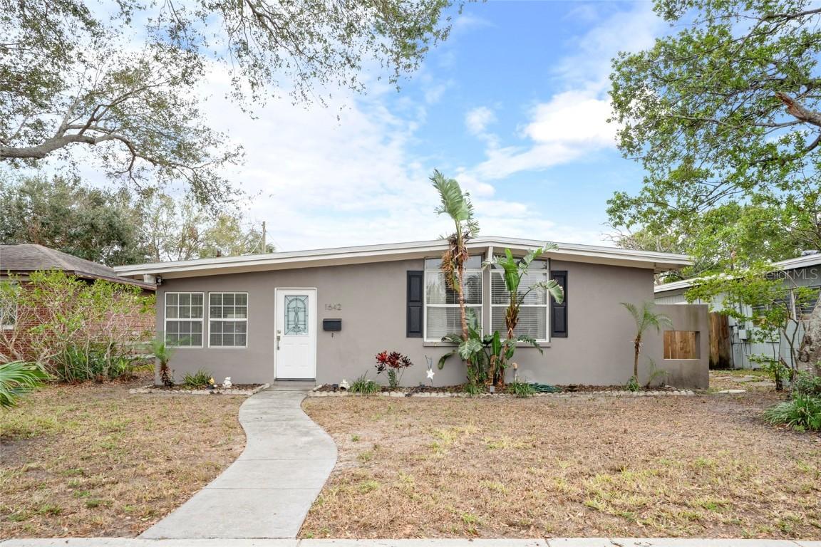1642 49th Ave., St Petersburg, FL 33714