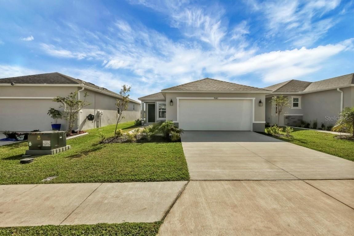9383 Sandy Bluffs Cir., Parrish, FL 34219