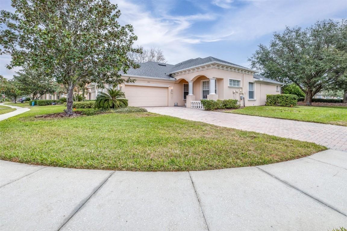 27325 Mistflower Dr., Wesley Chapel, FL 33544