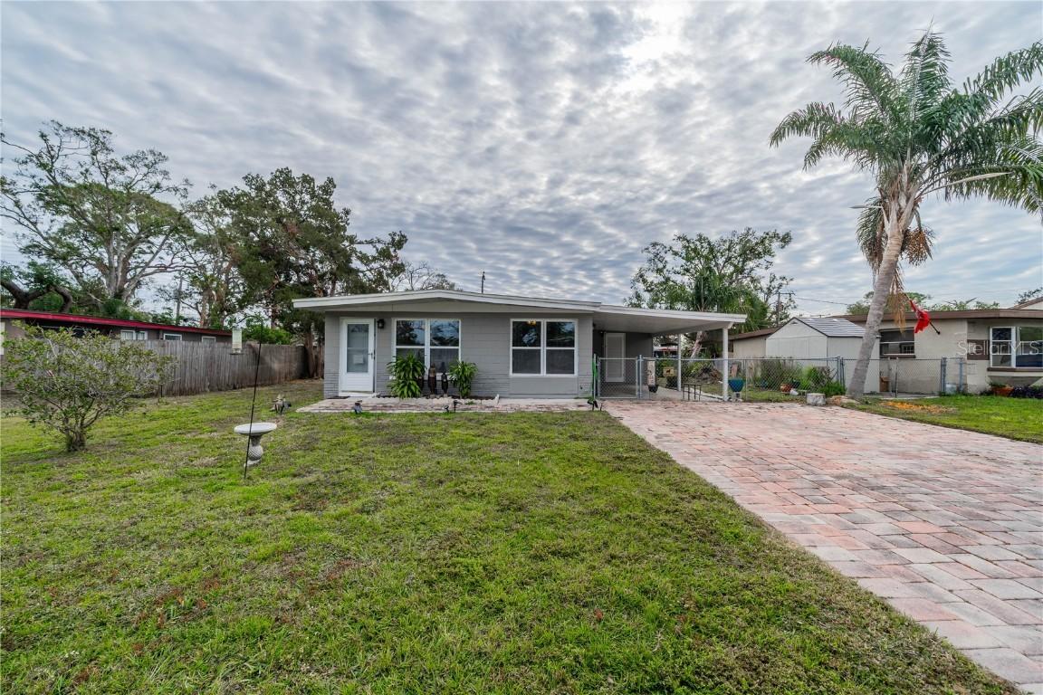 3645 Lokai Pl., Sarasota, FL 34232
