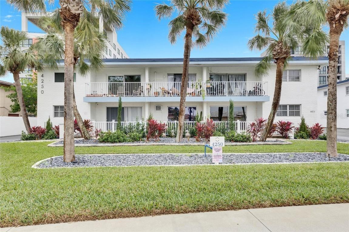 4250 37th St. #5, St Petersburg, FL 33711