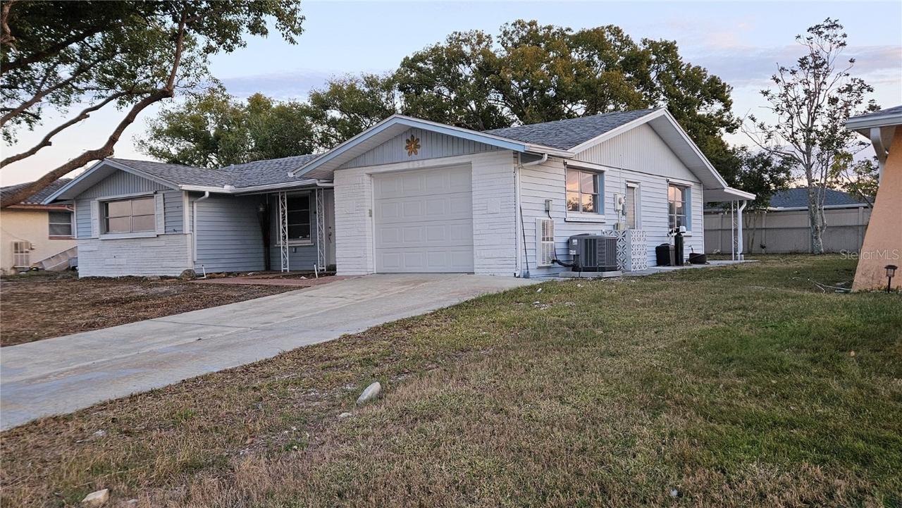 7930 Valmy Ln., Port Richey, FL 34668