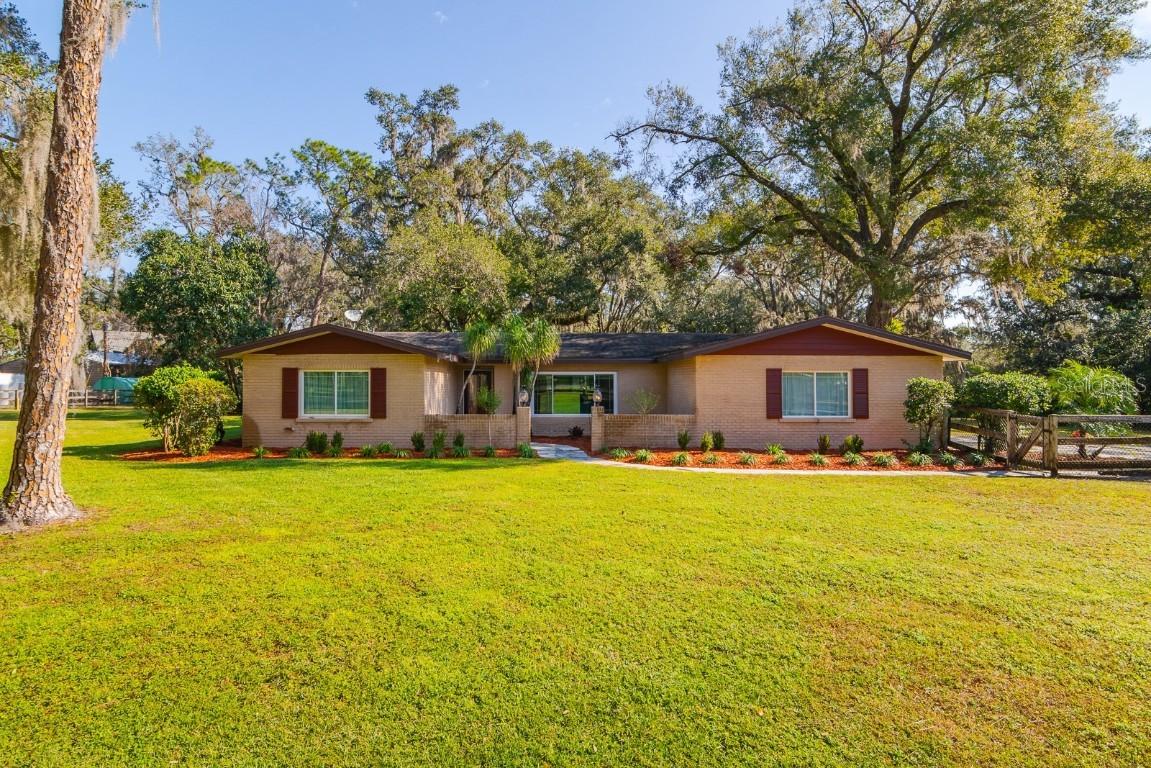 6104 Irby Ln., Lakeland, FL 33811