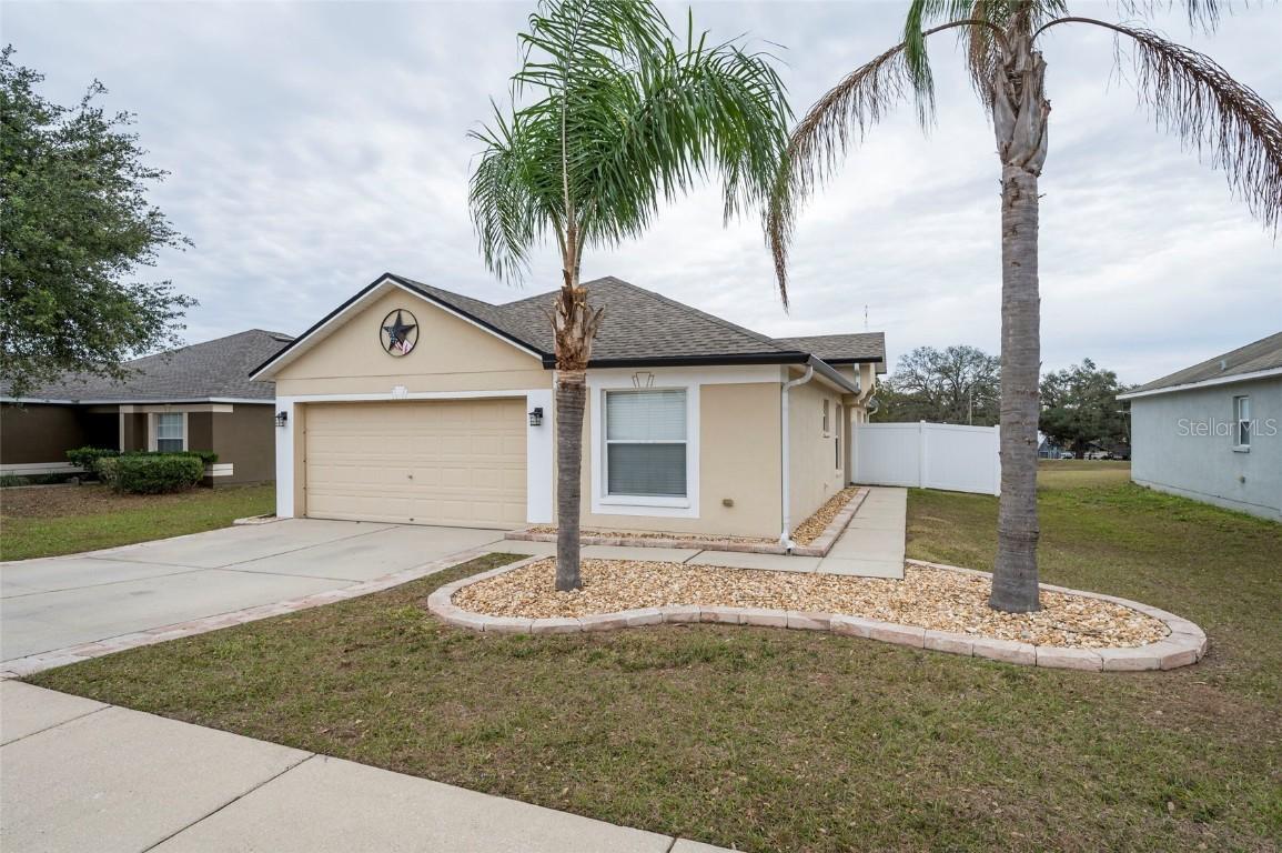 7943 Merchantville Cir., Zephyrhills, FL 33540