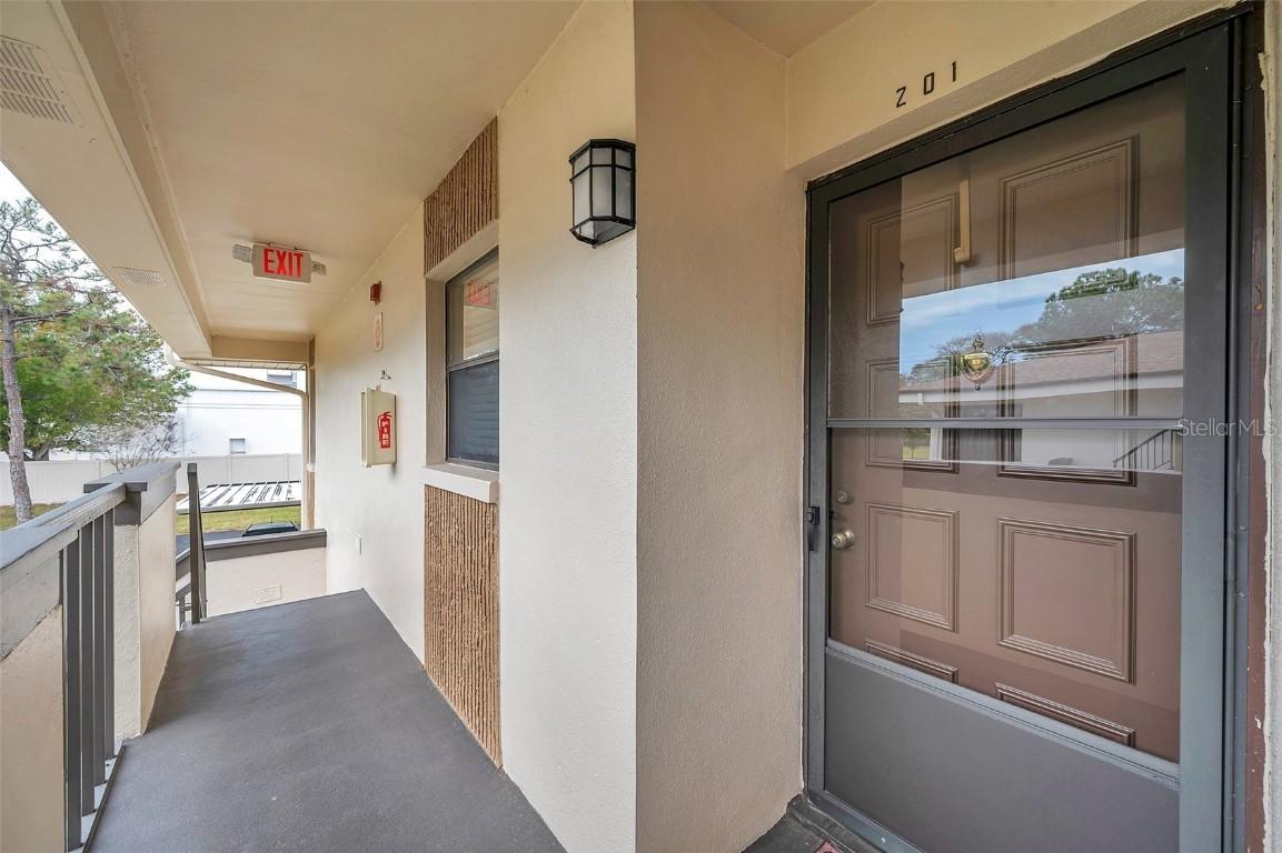 2700 Nebraska Ave. #3-201, Palm Harbor, FL 34684