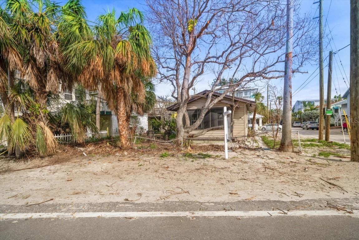 8581 W Gulf Blvd., Treasure Island, FL 33706