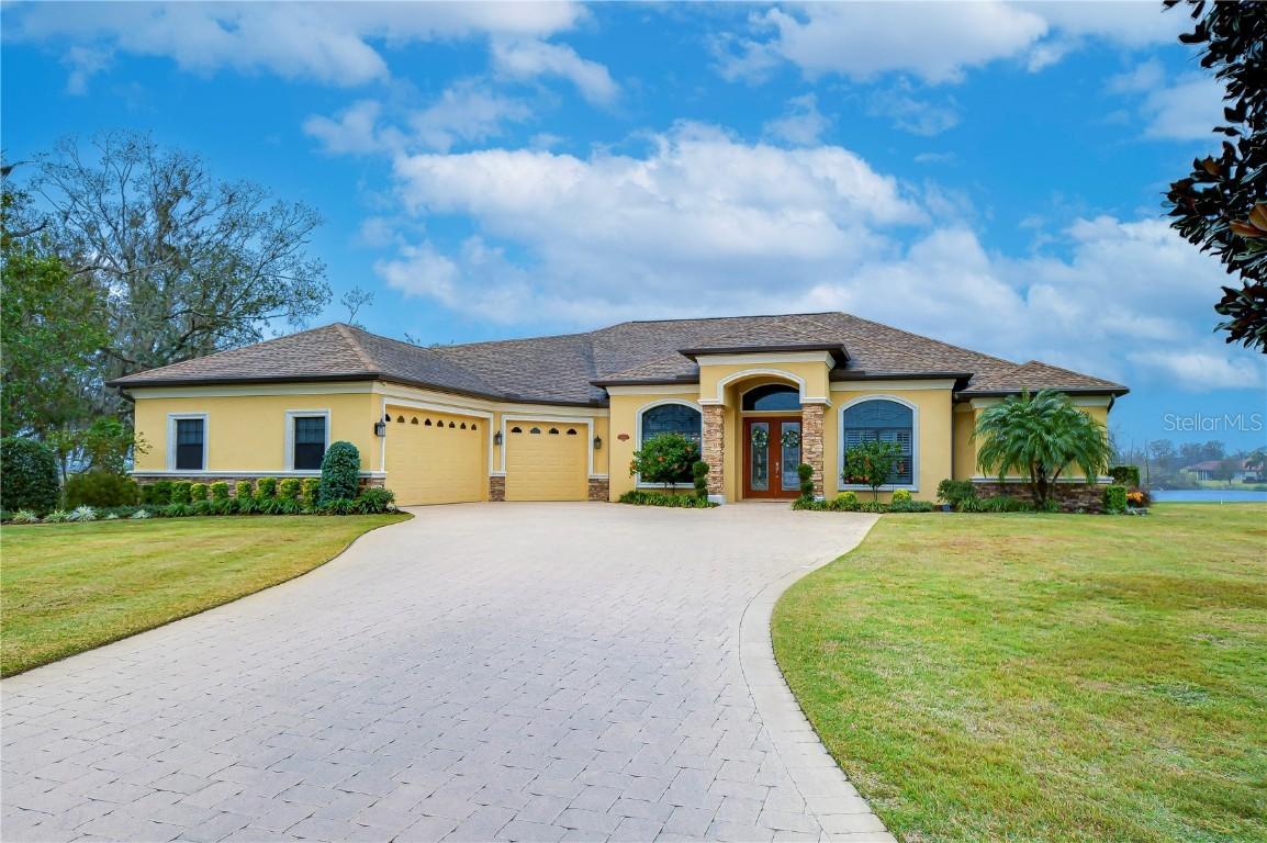 10929 Brooksnest Ct., Lithia, FL 33547