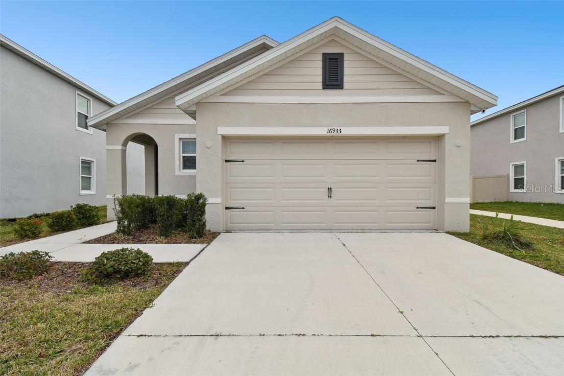 16933 Trite Bend St., Wimauma, FL 33598