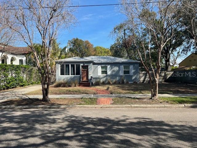 329 Columbia Dr., Tampa, FL 33606