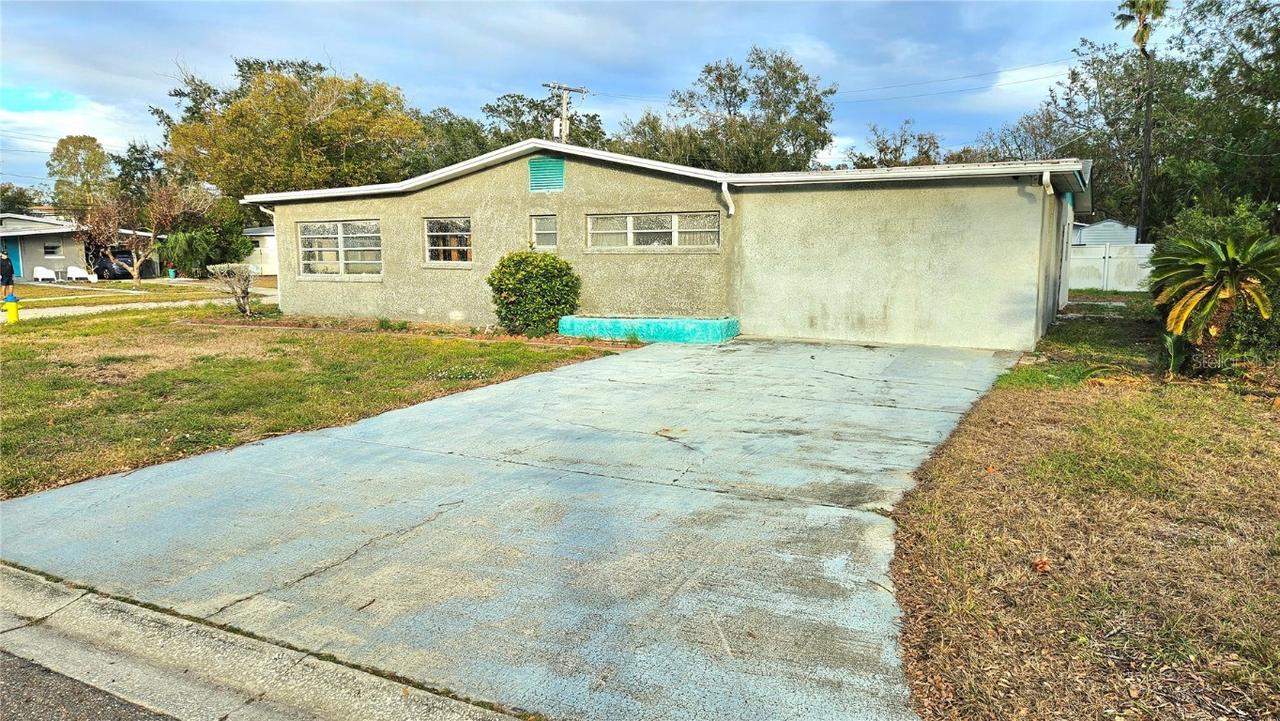 4502 S Shamrock Rd., Tampa, FL 33611