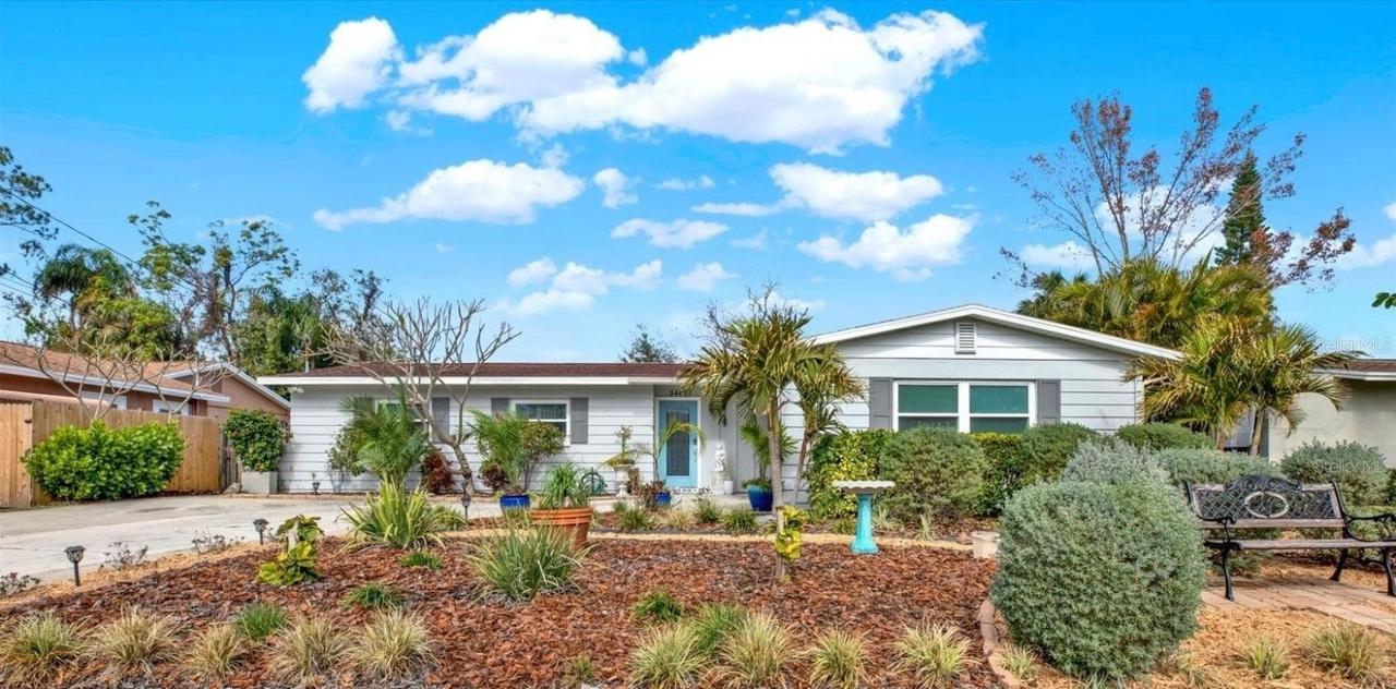 3401 W Paris St., Tampa, FL 33614