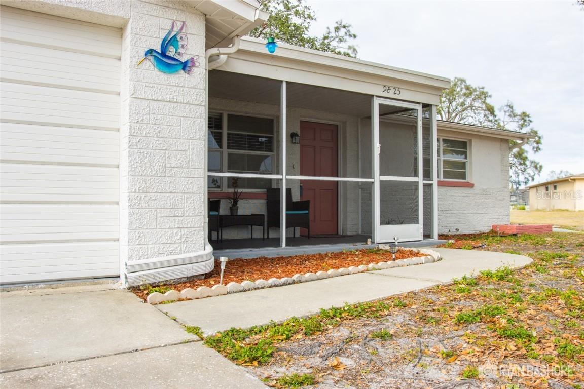 9825 Lakeside Ln., Port Richey, FL 34668