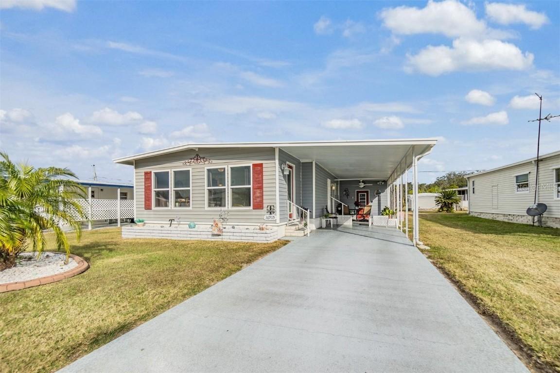 36905 Beth Ave., Zephyrhills, FL 33542